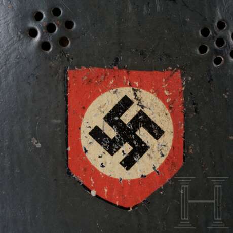 Stahlhelm M 34 für die Polizei mit beiden Abzeichen - photo 5