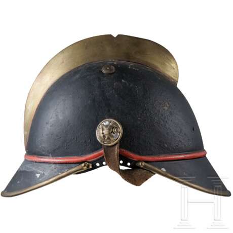 Schirmmütze und fünf Helme der Feuerwehr - Foto 16