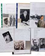 Униформа и знаки отличия. Kleines Konvolut Autographen und Bücher