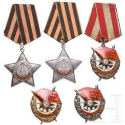 Zwei Ruhmesorden 3. Klasse und drei Rotbannerorden, Sowjetunion, ab 1943