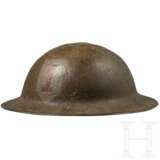 Stahlhelm M 17 "Brodie" eines Veteranen der 1. Infantry Division "Big Red One" - photo 1