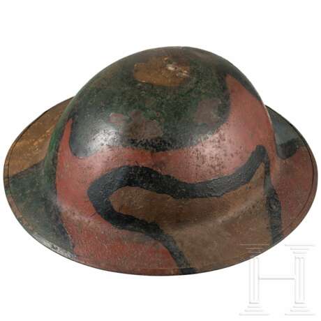 Stahlhelm M 17 "Brodie" eines Veteranen - photo 4