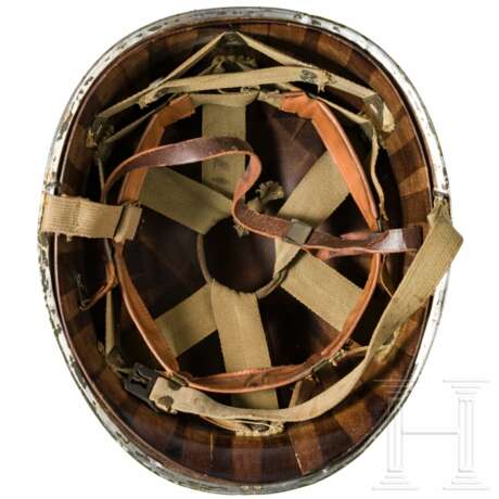 Helm M-1 mit Truppenbemalung (Besatzungspolizei?) - Foto 2