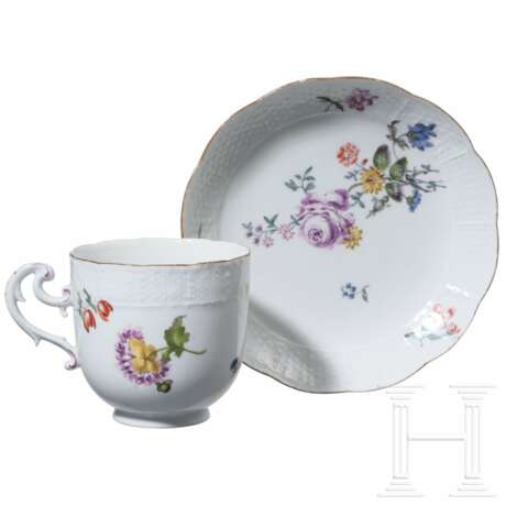 Porzellantasse mit Untertasse, Meissen, um 1780 - фото 2