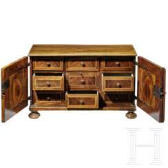 Barocker Kabinettkasten, deutsch, um 1720