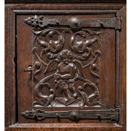 Stollenschrank im Stil des 16. Jhdts., flämisch, 19. Jhdt. - photo 5