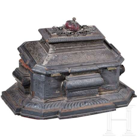 Silberbeschlagene Barockschatulle, Augsburg, um 1700 - photo 2