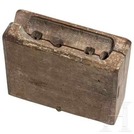 Doppelseitige Holzmodel für Votivfiguren, süddeutsch, 18. Jhdt. - photo 4