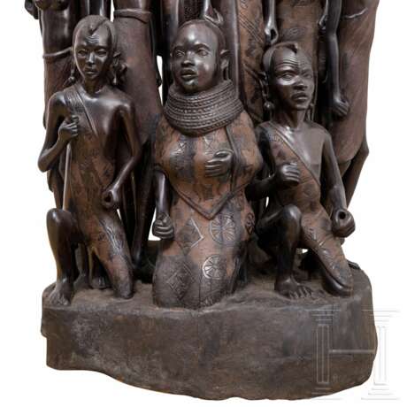 Skulptur einer Familie, Kenia, 20. Jhdt. - Foto 7