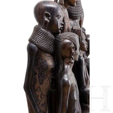 Skulptur einer Familie, Kenia, 20. Jhdt. - Foto 8