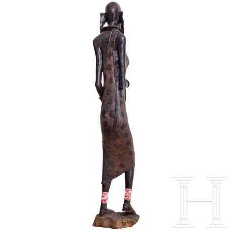 Überlebensgroße Skulptur einer Frau, Kenia, 20. Jhdt. - photo 3
