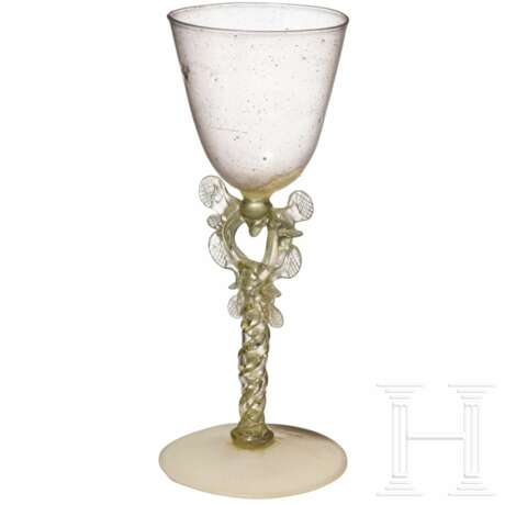 Flügelglas, Facon de Venise, deutsch oder Niederlande, 17. Jhdt. - photo 3