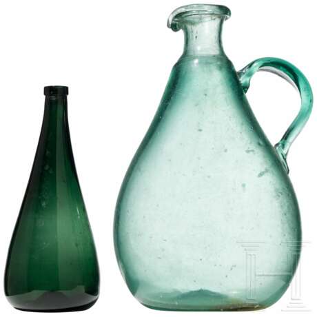 Karaffe und Mineralwasserflasche, Südfrankreich oder Spanien, 19. Jhdt. (Karaffe)/um 1900 (Flasche) - Foto 1