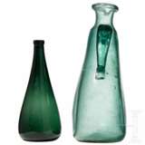Karaffe und Mineralwasserflasche, Südfrankreich oder Spanien, 19. Jhdt. (Karaffe)/um 1900 (Flasche) - Foto 2
