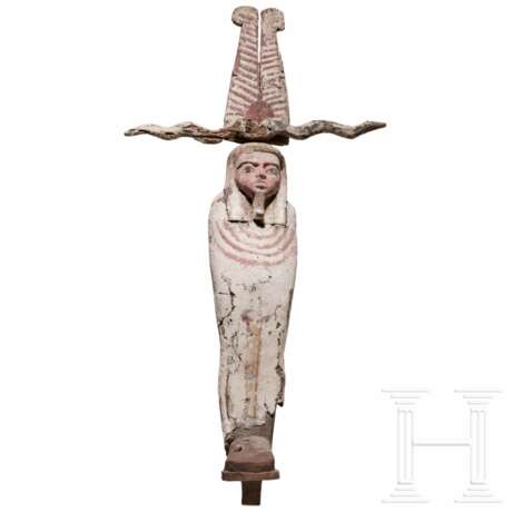 Bemalte hölzerne Figur des Ptah-Sokar-Osiris mit Schutikrone, Spätzeit bis ptolemäisch, Mitte 1. Jtsd. v. Chr. - 100 v. Chr. - Foto 1