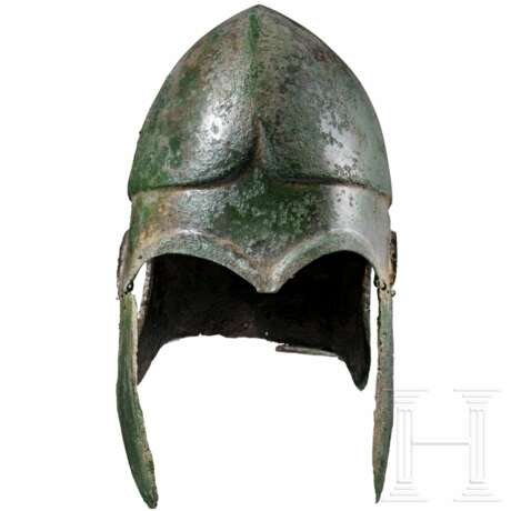 Chalkidischer Helm, Variante des Typs V, 4. Jhdt. v. Chr. - Foto 1