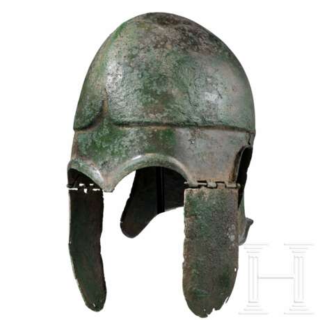 Chalkidischer Helm, Variante des Typs V, 4. Jhdt. v. Chr. - Foto 3