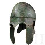 Chalkidischer Helm, Variante des Typs V, 4. Jhdt. v. Chr. - Foto 3