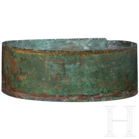 Mittelitalischer Bronzegürtel mit drei Gürtelhaken, 3. Jhdt. v. Chr. - photo 4