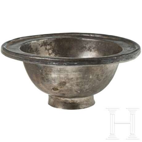 Silberne Trinkschale, römisch, 4. Jhdt. n. Chr. - Foto 1