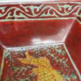 Eisenrot glasierte Schale mit Fischen, China, wohl Ende 19./Anfang 20. Jhdt. - фото 3