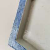 Seltenes Famille-Rose-Becken mit Narzissen, China, wohl Guangxu-Periode, 19./20. Jhdt. - photo 8