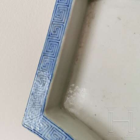 Seltenes Famille-Rose-Becken mit Narzissen, China, wohl Guangxu-Periode, 19./20. Jhdt. - photo 8