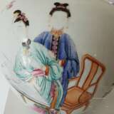 Famille-Rose-Ingwertopf, China, wohl Yongzheng-Periode, 18. Jhdt. - photo 9