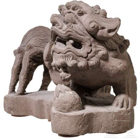 Steinerner Wächterlöwe, China, 20. Jhdt. - photo 2