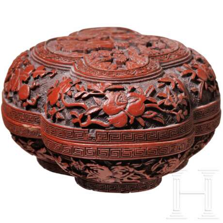 Vierpassige Rotlack-Dose "Han Xiangzi", China, um 1900 - photo 3