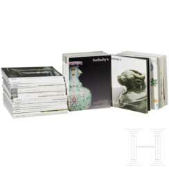 23 Auktionskataloge zu asiatischer Kunst, Sotheby's London, Paris, New York, Hong Kong, 2012 - 2014
