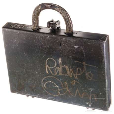 Chaian Khoi und Robuste Odin, "Briefcase" - photo 2
