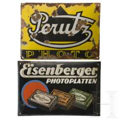Zwei Emailleschilder "Perutz Photo" und "Eisenberger Photoplatten", deutsch, 1920er Jahre