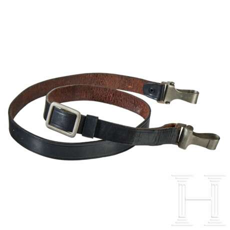 An SS Officer's Belt, Buckle and Shoulder Strap - Foto 9