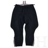 A Service Uniform for Officers - Foto 2