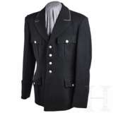 A Service Uniform for Officers - Foto 6