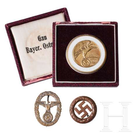 A Small Collection of Gau Awards - photo 1