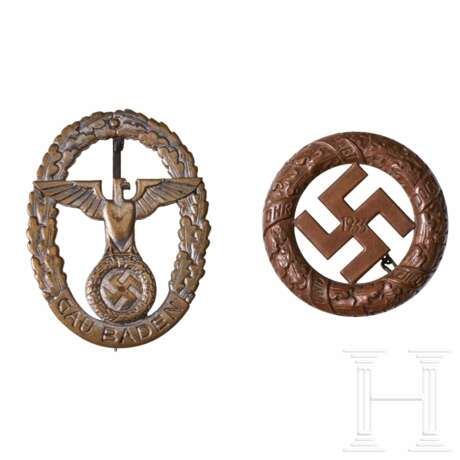 A Small Collection of Gau Awards - photo 2