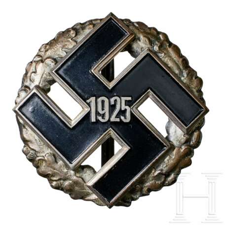 A Gau Honor Badge for NSDAP members since 1925 - photo 1