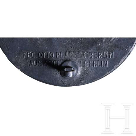 A Blockade Breakers Badge - фото 4