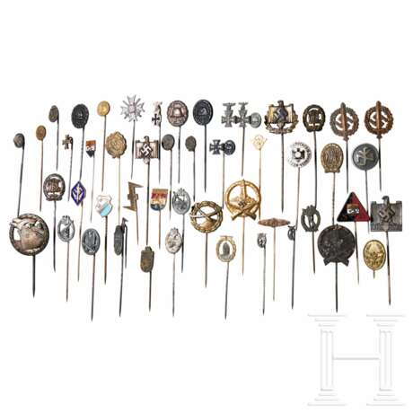 A Large Collection of Stick Pins - photo 1