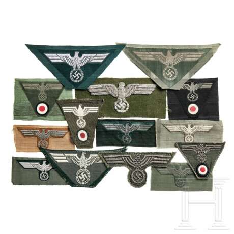 A Small Collection of Heer Insignia - photo 1