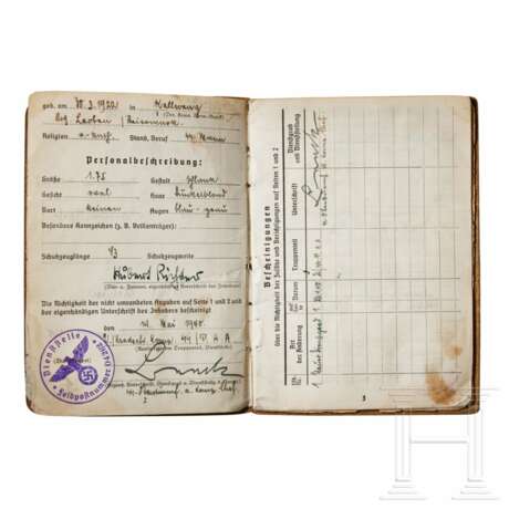 A Small Collection of Waffen SS Soldbuch - photo 18