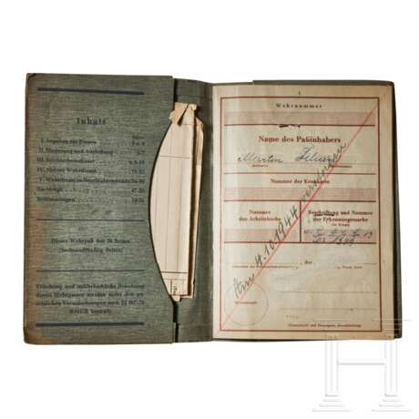 A Small Collection of Waffen SS Wehrpass - Foto 22