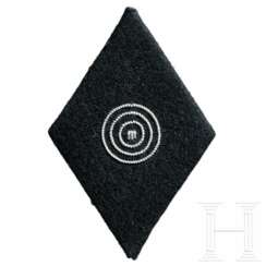 A Sleeve Diamond SS-Marksmanship Badge 2nd Class