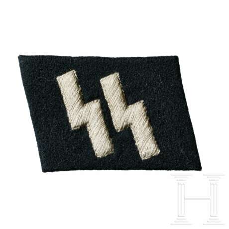 A Right Collar Tab with Runes for SS Enlisted - photo 1