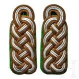 A Pair of Shoulder Boards for SS Brigadeführer and Generalmajor of Police, 1942-45 - photo 1