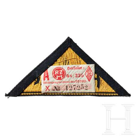 A Hitler Youth Special Sleeve Triangle - Academy at Brunswick - photo 2