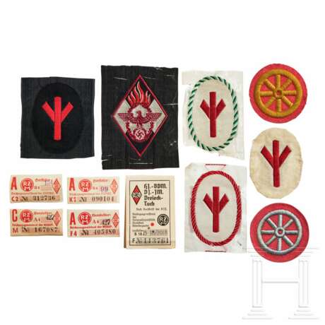 A Small Collection of Hitler Youth Insignia - фото 1