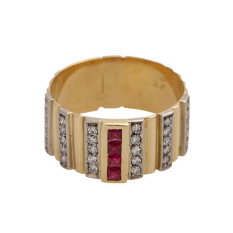 Ring mit 4 Rubinen und 30 Achtkantdiamanten, zusammen ca. 0,3 ct - Foto 1